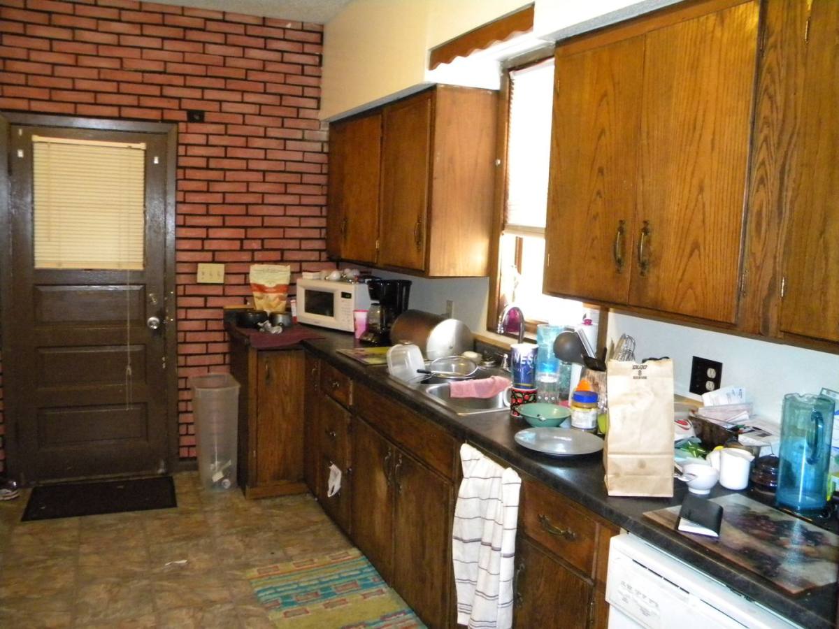Apartment for rent at 1100 25th Ave SE, Minneapolis, MN 55414