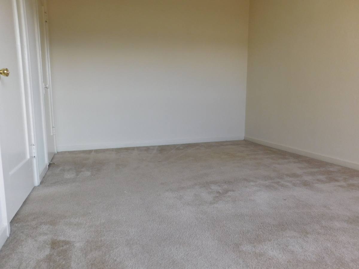 Apartment for rent at 461 W Colorado St, Glendale, CA 91204