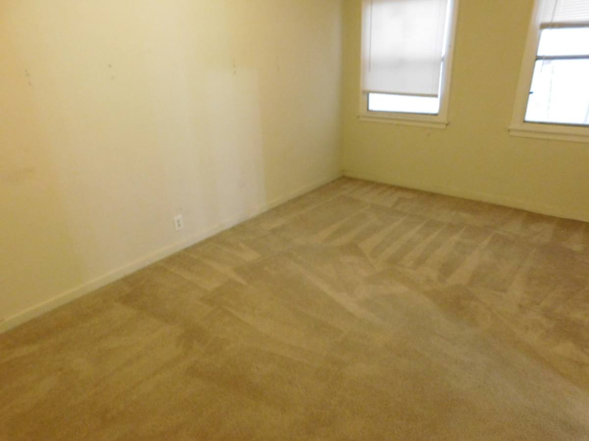 Apartment for rent at 461 W Colorado St, Glendale, CA 91204
