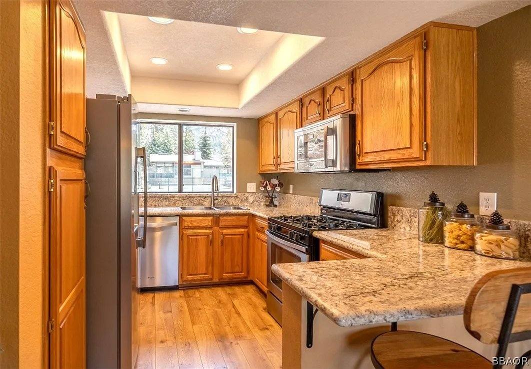 House for rent at 43065 Goldmine Woods Lane, Big Bear Lake, CA 92315