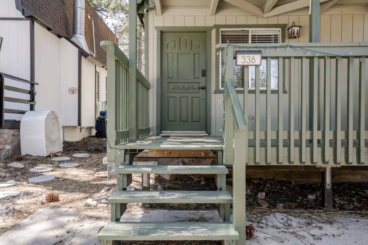 House for rent at 336 Spruce Lane, Sugarloaf, CA 92386