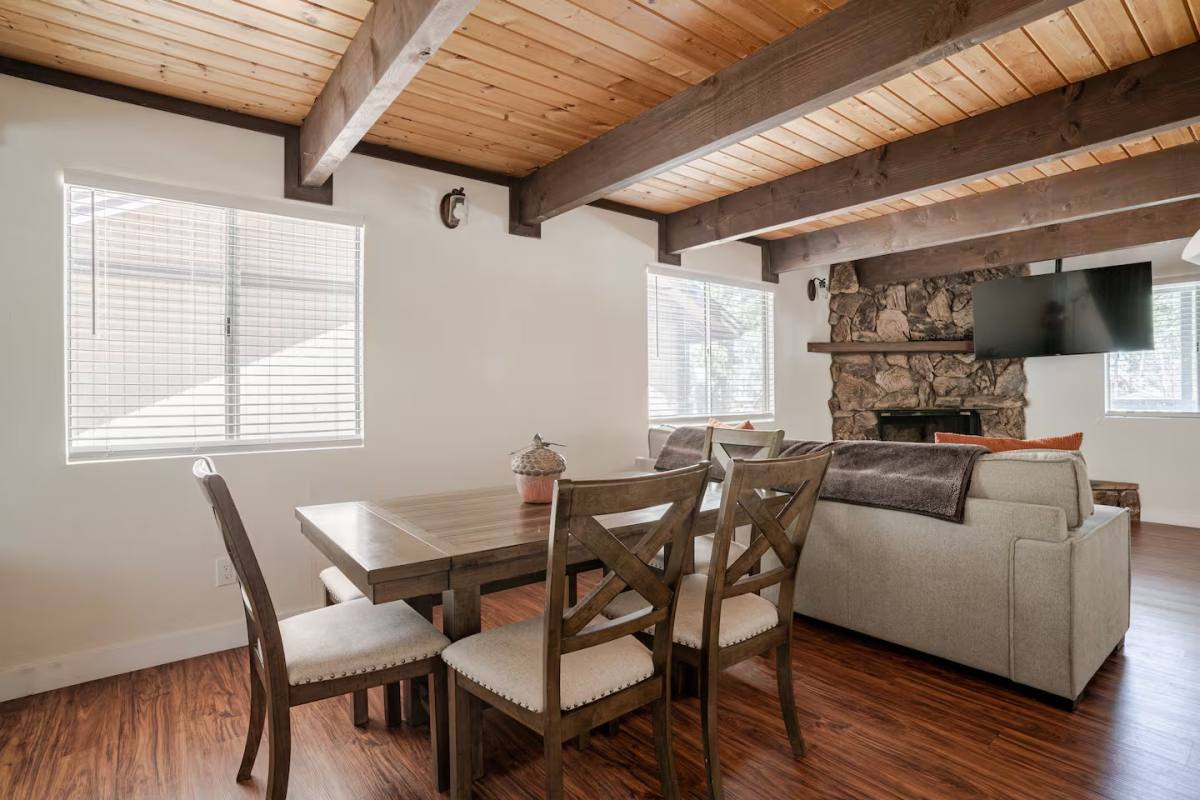 House for rent at 336 Spruce Lane, Sugarloaf, CA 92386