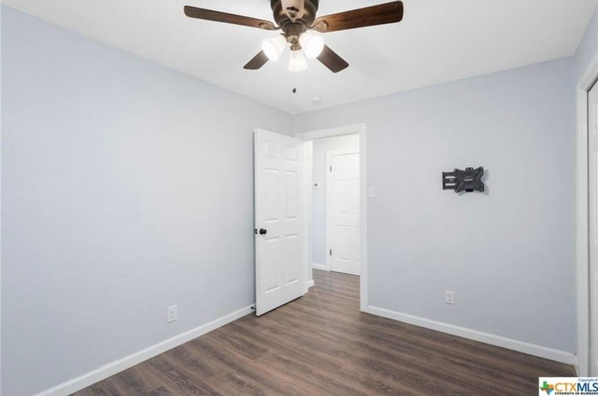 House for rent at 610 Vernon St, Taylor, TX 76574