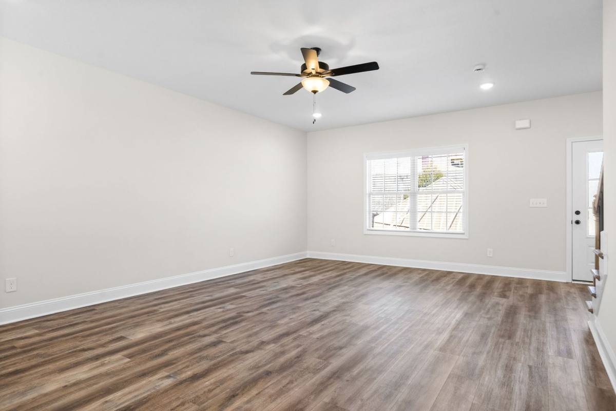 Apartment for rent at 500 Peachers Mill Rd, Clarksville, TN 37042