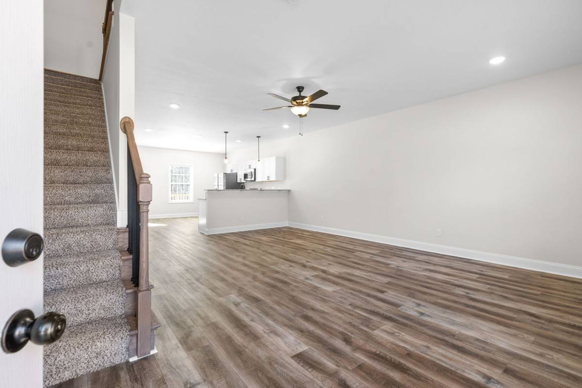 Apartment for rent at 500 Peachers Mill Rd, Clarksville, TN 37042