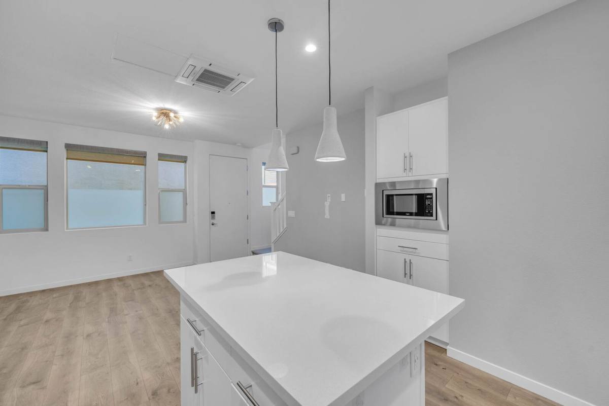 House for rent at 357 Crate Ave, Sacramento, CA 95818