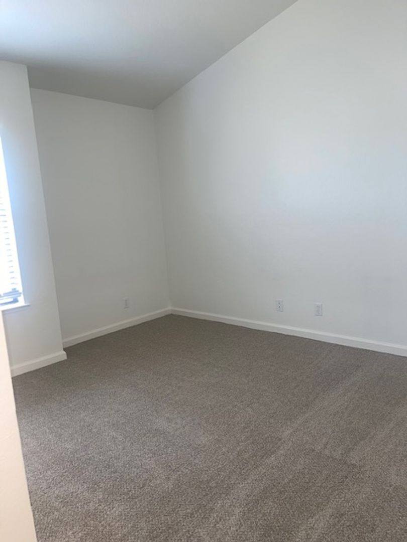 Apartment for rent at 720 Sunrise Ave, Roseville, CA 95661