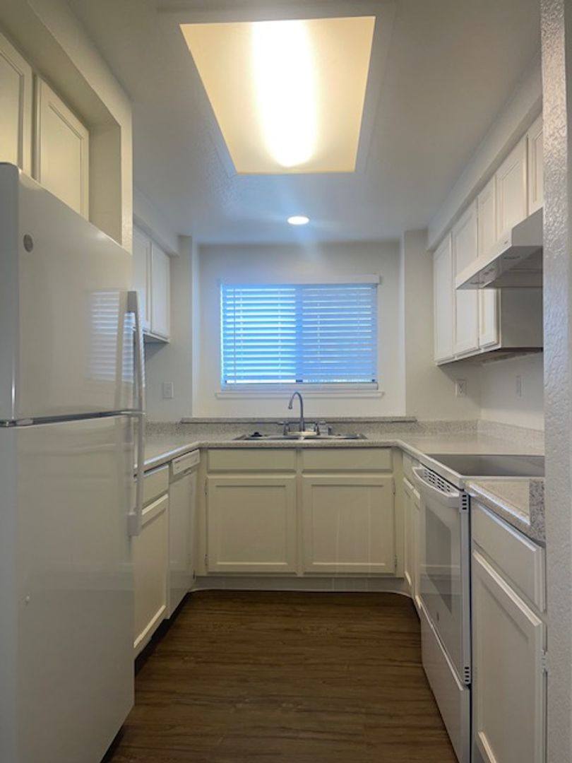 Apartment for rent at 720 Sunrise Ave, Roseville, CA 95661