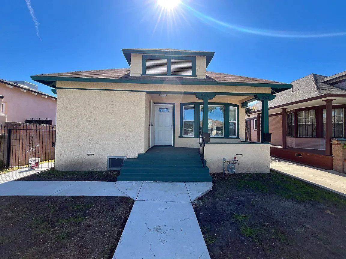 House for rent at 224 E 65th St, Los Angeles, CA 90003