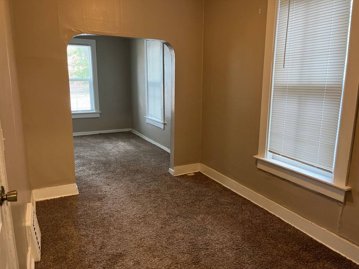 House for rent at 319 E Main St, Mankato, MN 56001