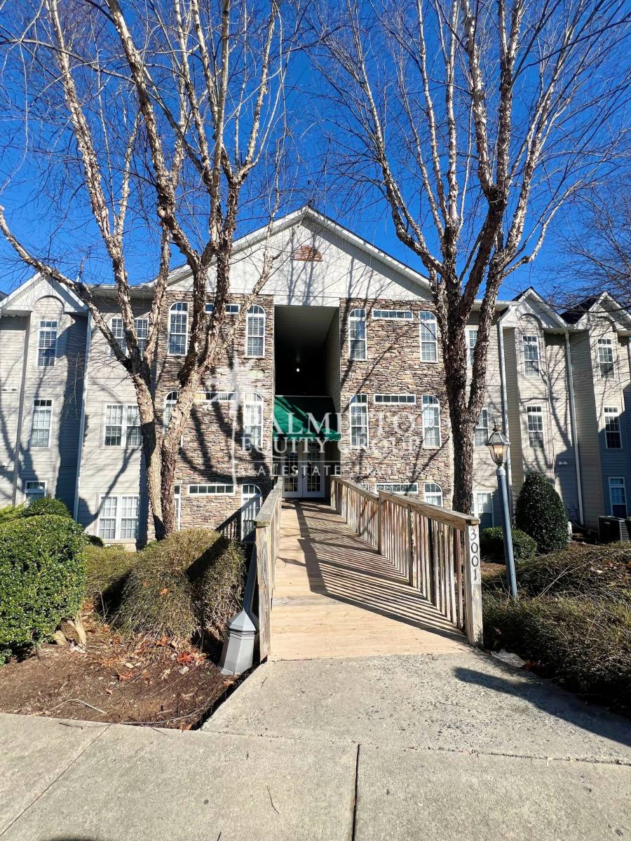 Condo for rent at 3001 Greystone Point #F, Greensboro, NC 27410