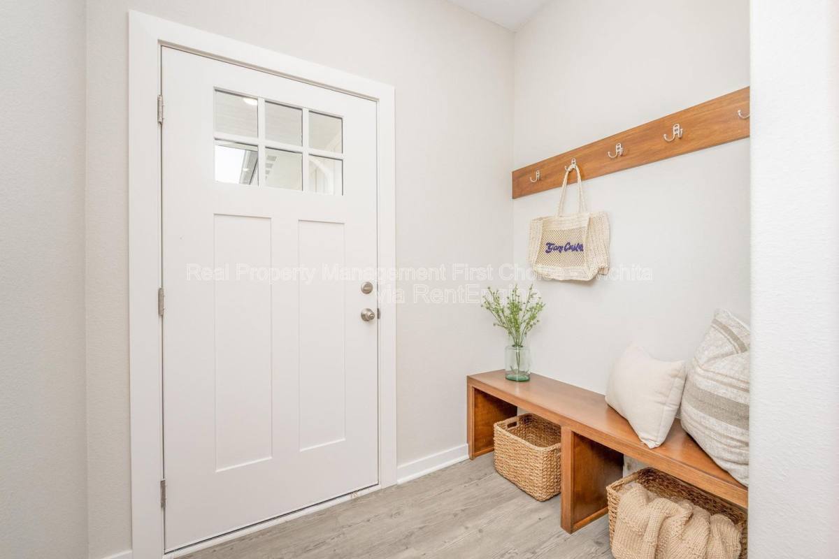 Apartment for rent at 3426 W Angel St, Wichita, KS 67217