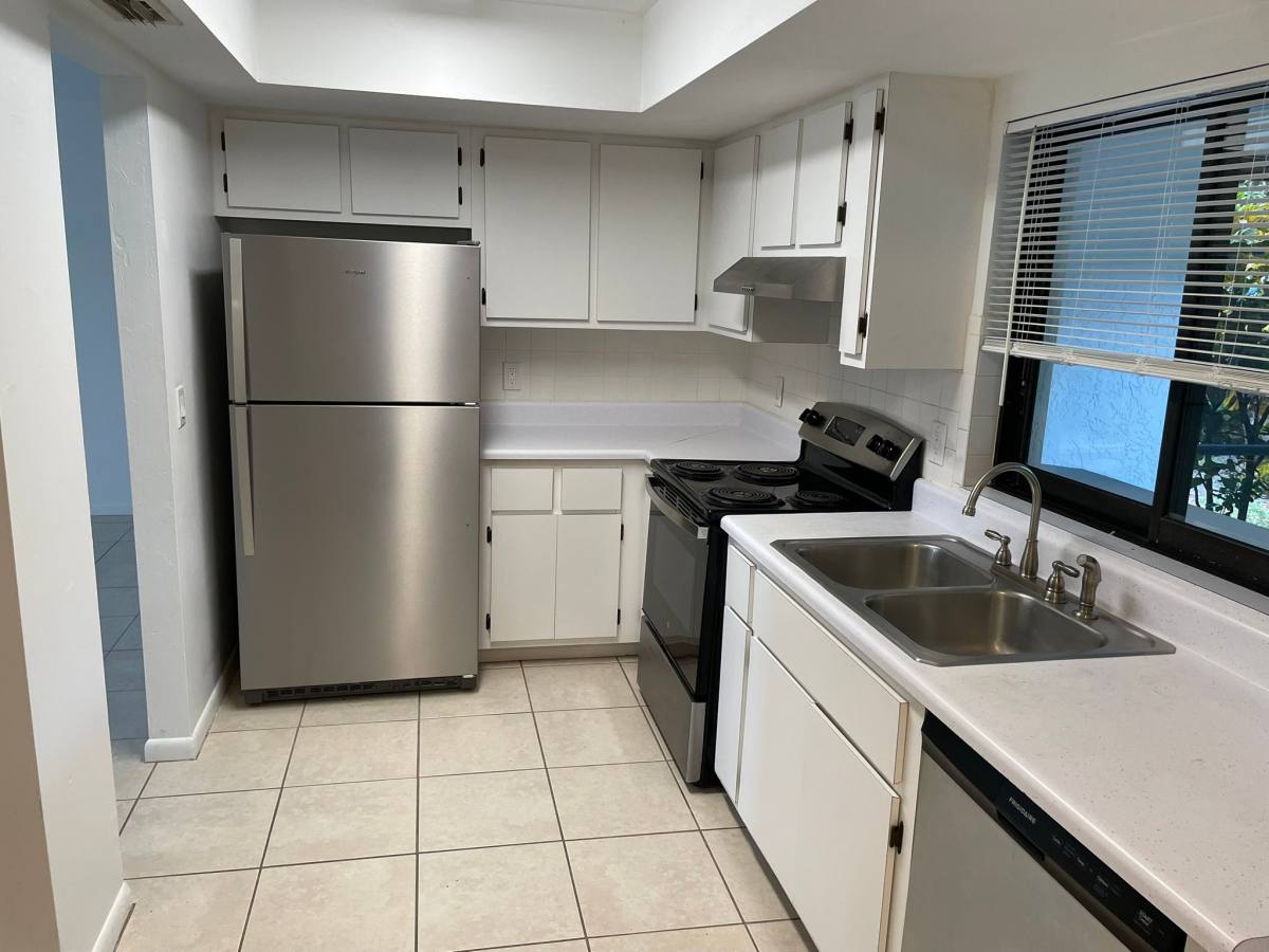 Apartment for rent at 10022 8th St N, Naples, FL 34108