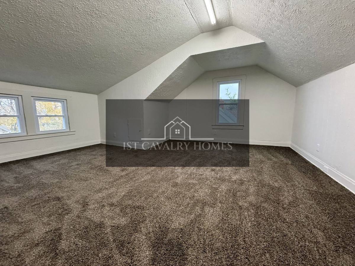 House for rent at 846 Lee Dr, Akron, OH 44305
