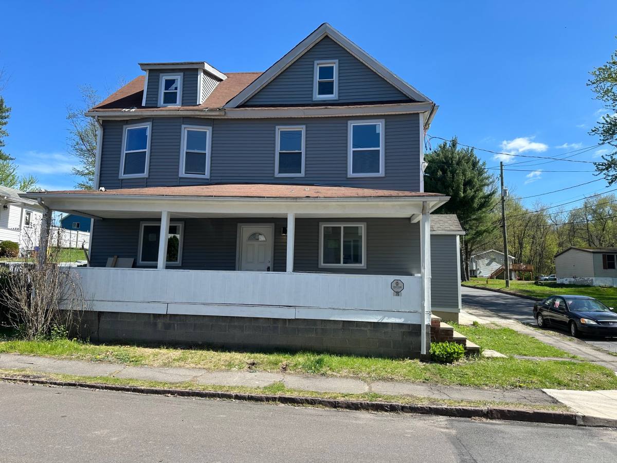 House for rent at 79 Washington St, Kingston, PA 18704