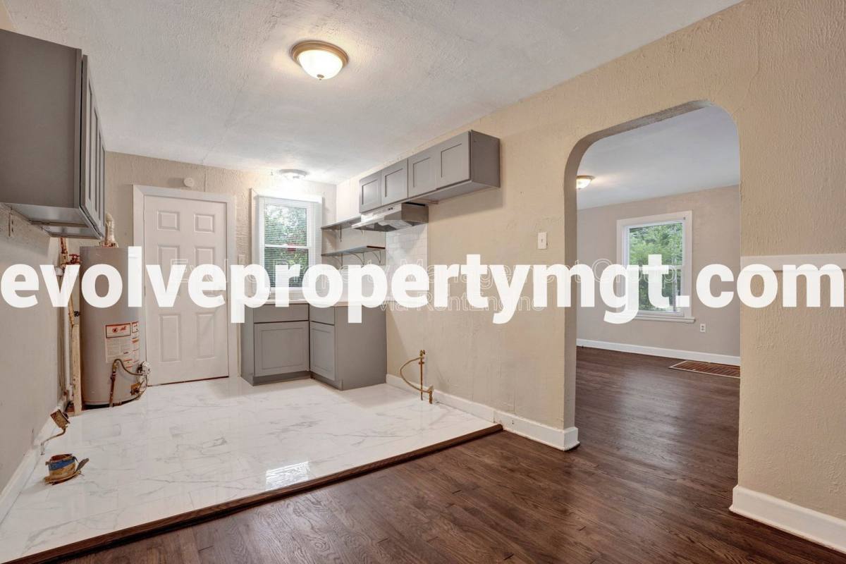 Apartment for rent at 4089 Tutwiler Ave, Memphis, TN 38122
