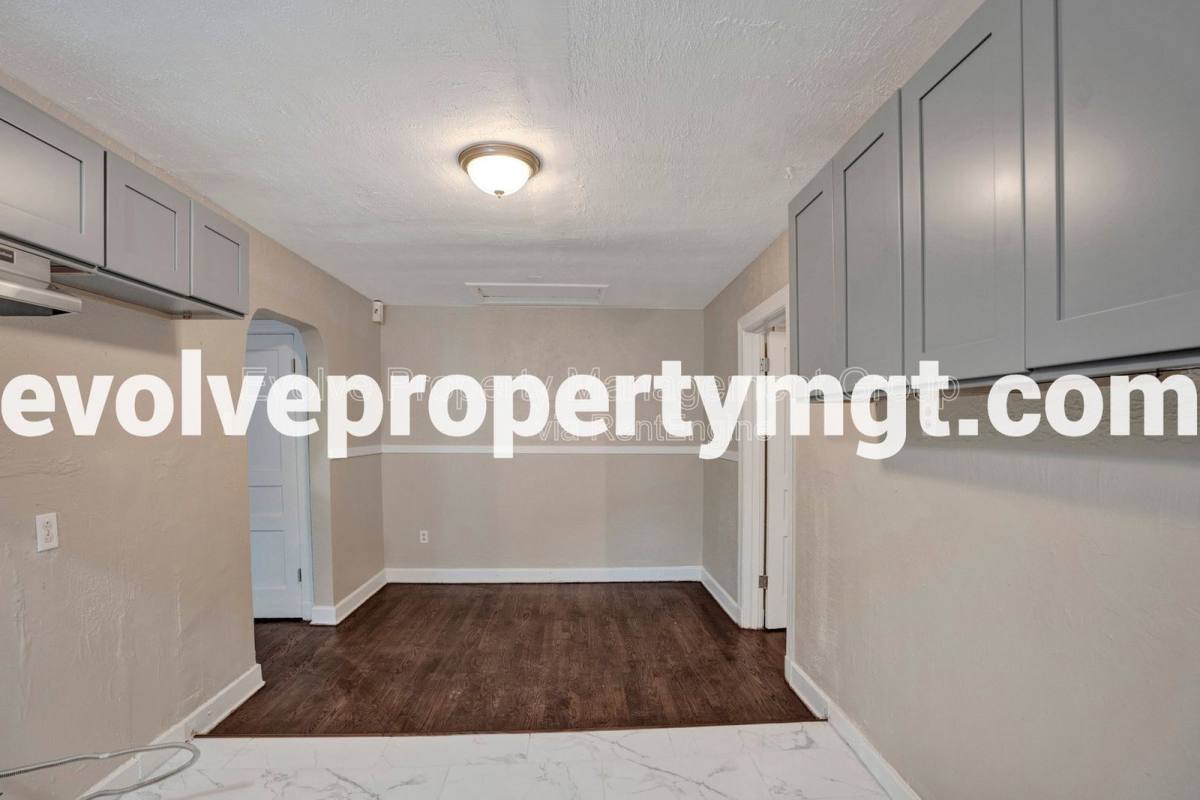 Apartment for rent at 4089 Tutwiler Ave, Memphis, TN 38122
