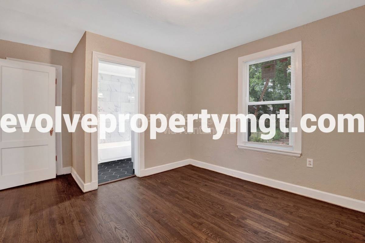 Apartment for rent at 4089 Tutwiler Ave, Memphis, TN 38122