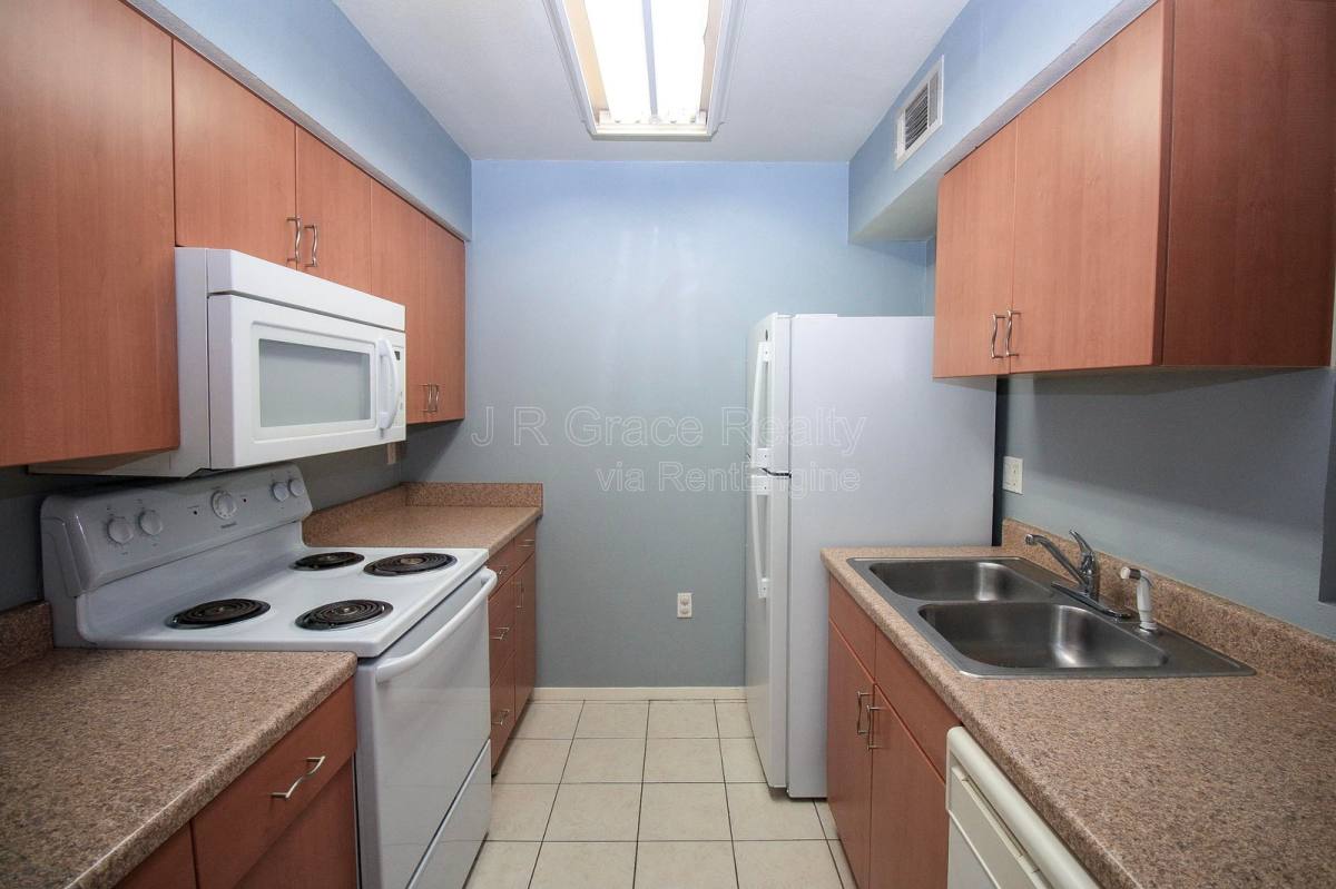 Condo for rent at 1500 Lake Shore Dr #201, Waco, TX 76708