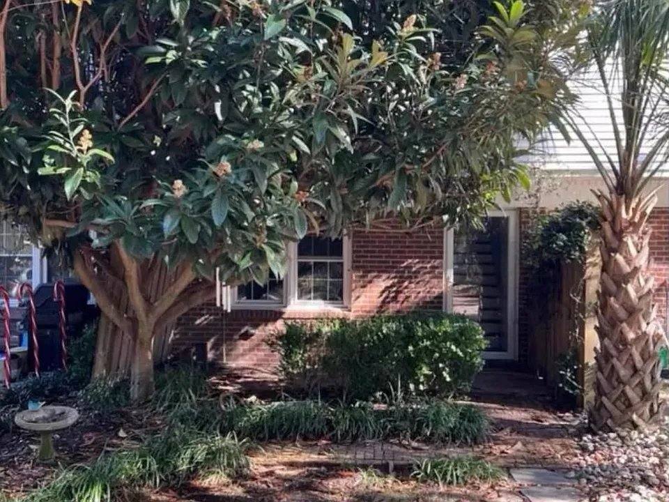 Townhouse for rent at 1619 Forest Dr #4, Little River, SC 29566