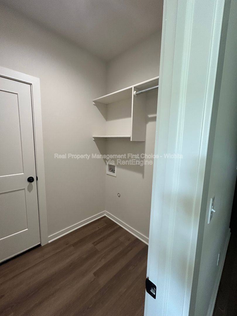 Apartment for rent at 136 N Gowen St, Goddard, KS 67052