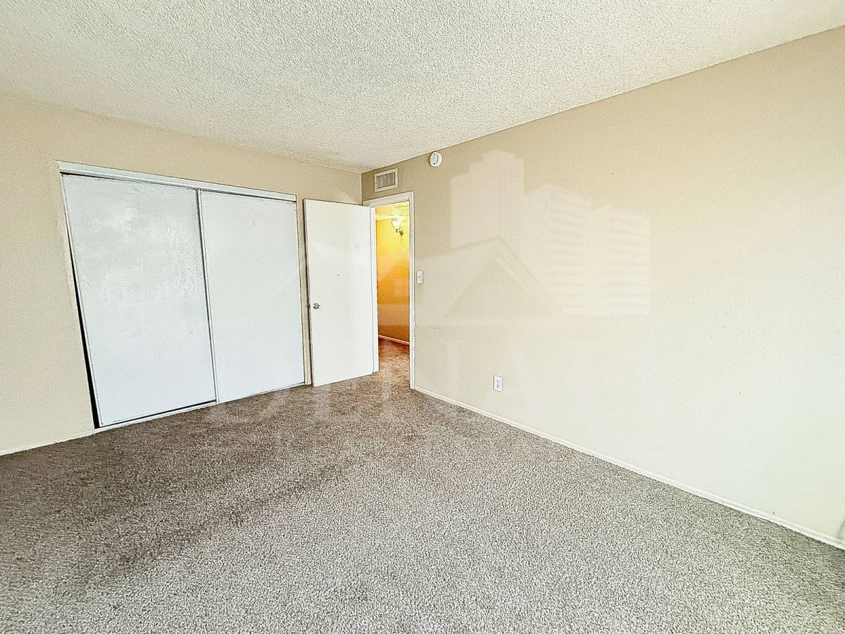 Townhouse for rent at 4514 E Riverside St, Phoenix, AZ 85040
