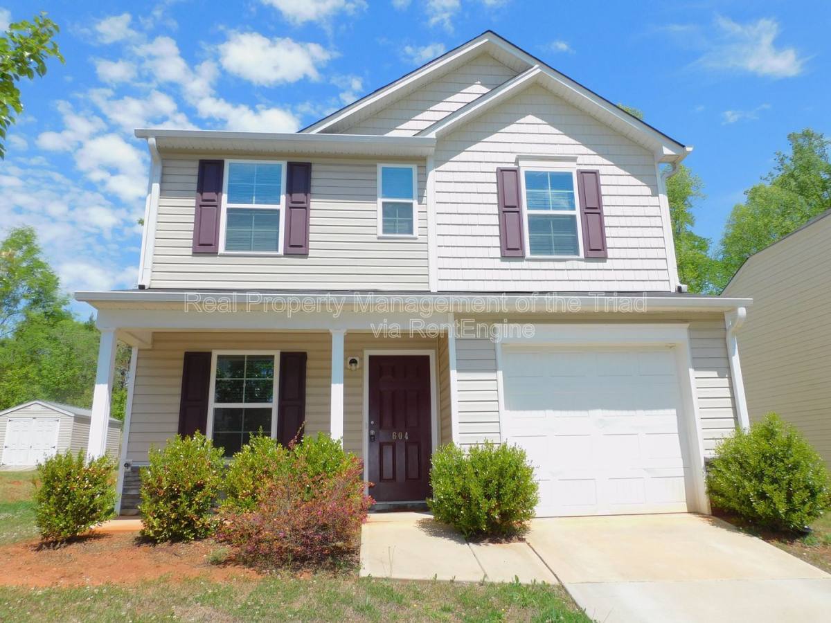 House for rent at 604 Quail Lane, Lexington, NC 27292