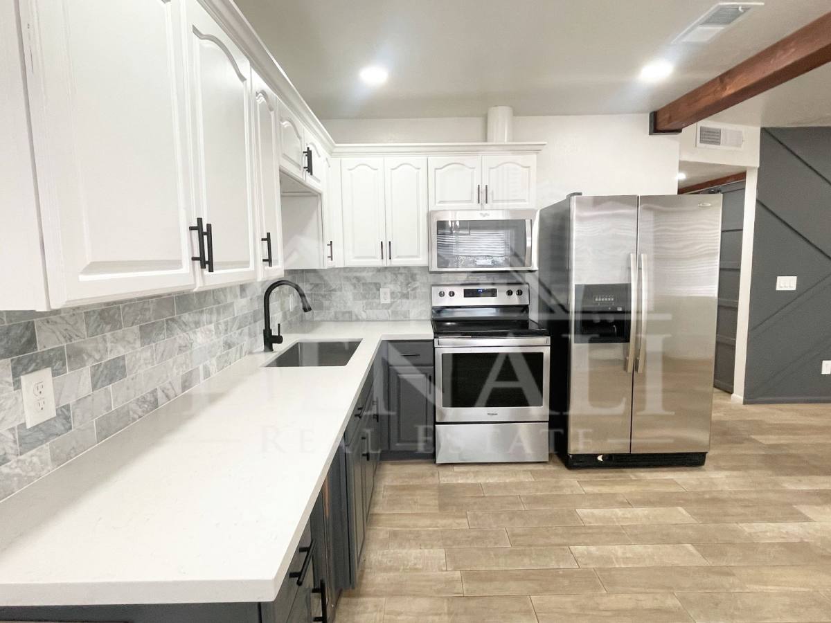 Townhouse for rent at 423 S Terry Lane, Tempe, AZ 85281