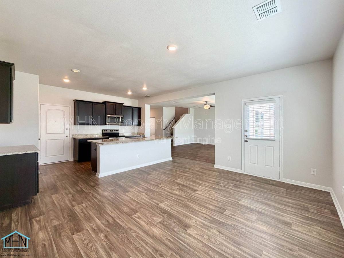 House for rent at 10950 Chippewa Trace, Converse, TX 78109