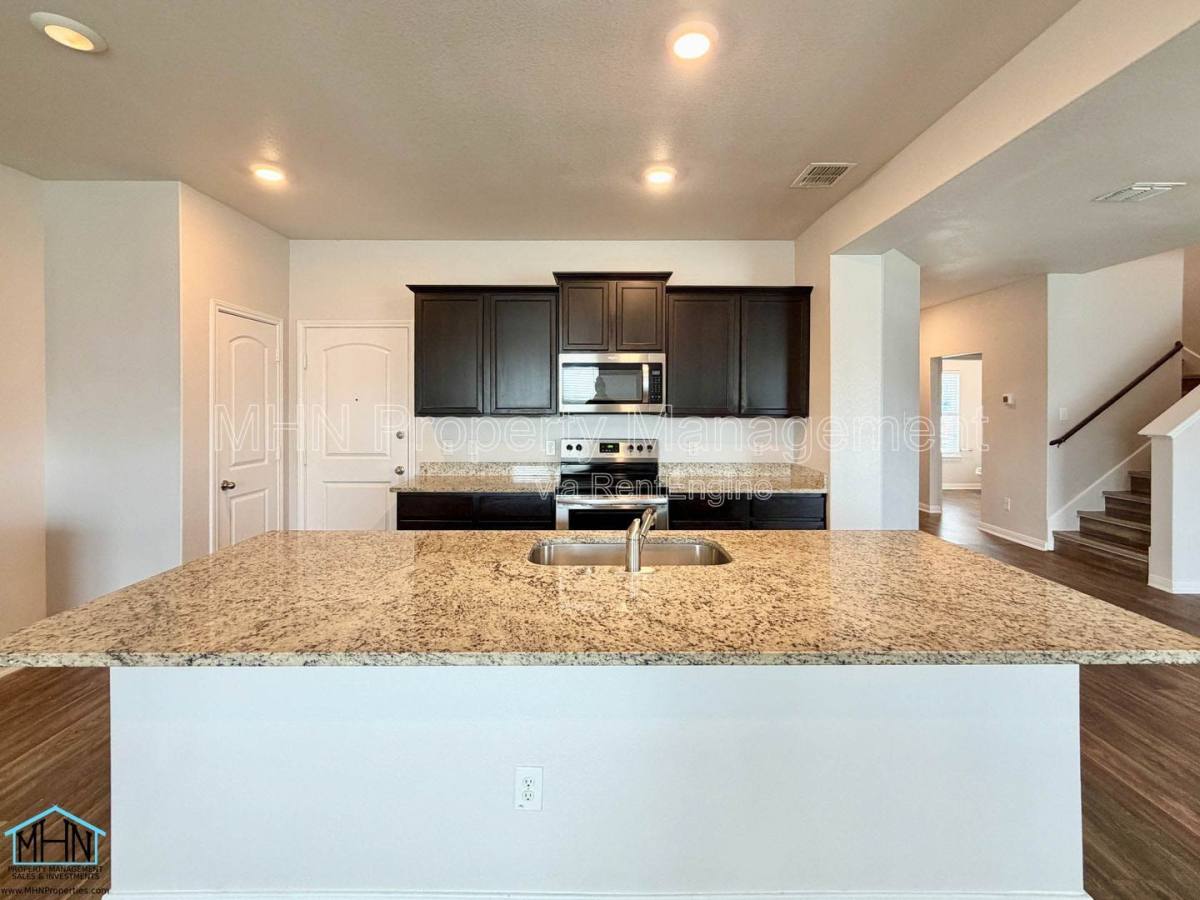 House for rent at 10950 Chippewa Trace, Converse, TX 78109