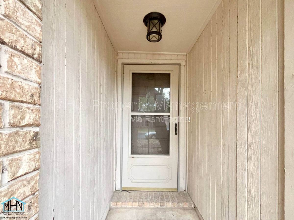 House for rent at 1627 Firwick Dr, San Antonio, TX 78253