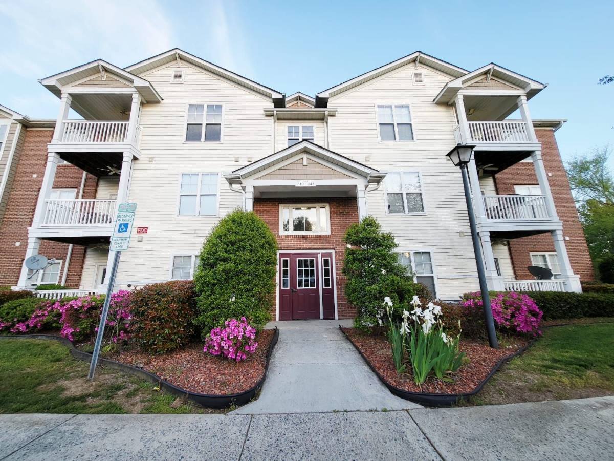 Condo for rent at 339 Westbend Dr, Charlotte, NC 28262
