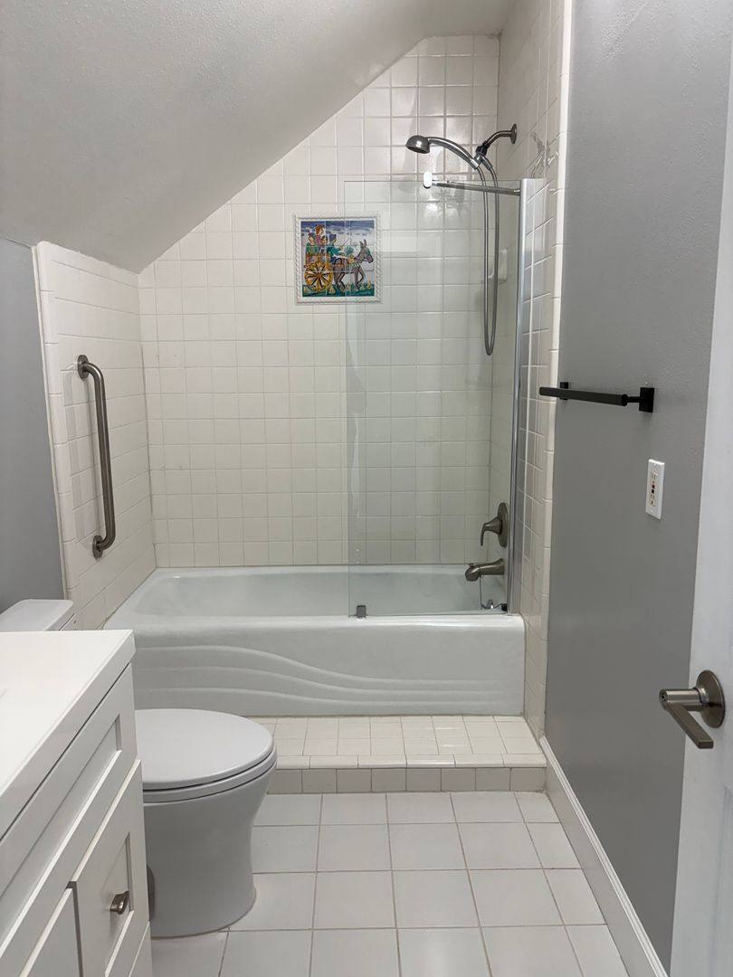 Apartment for rent at 214 Walnut St, Petaluma, CA 94952
