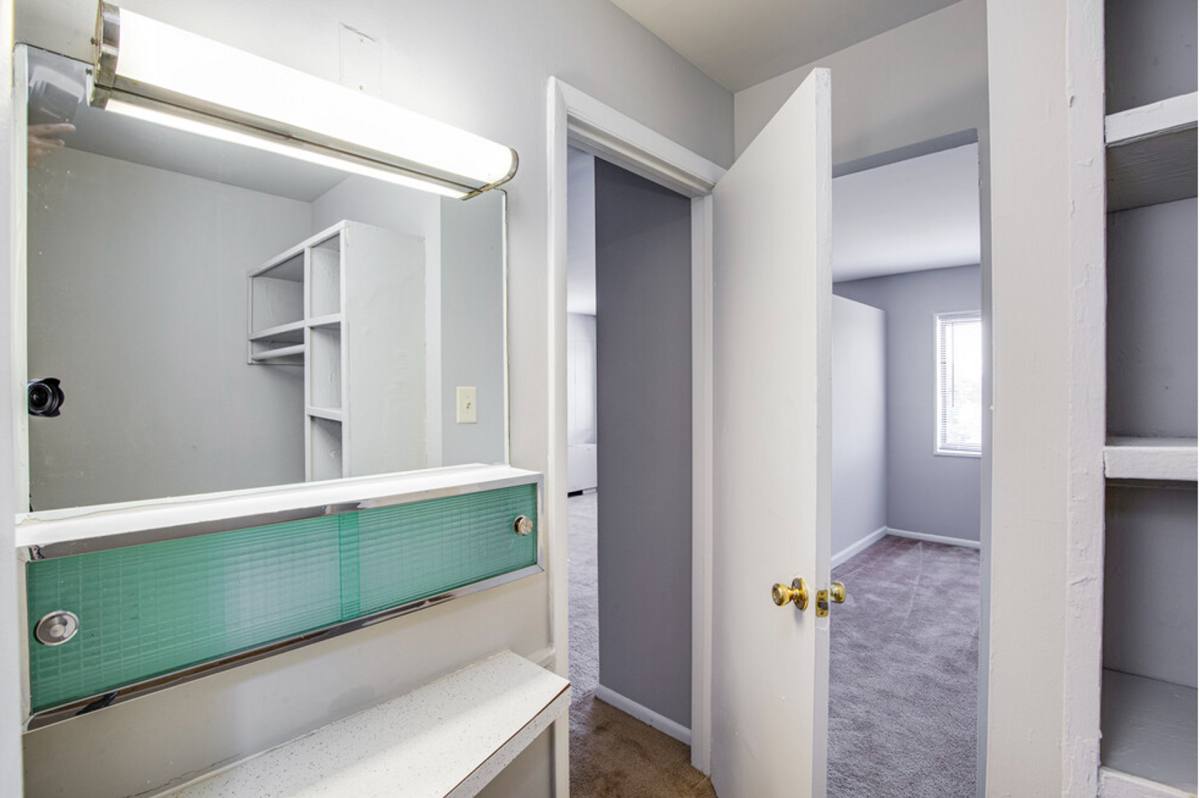 Apartment for rent at 4545 Wheeler Rd, Oxon Hill, MD 20745