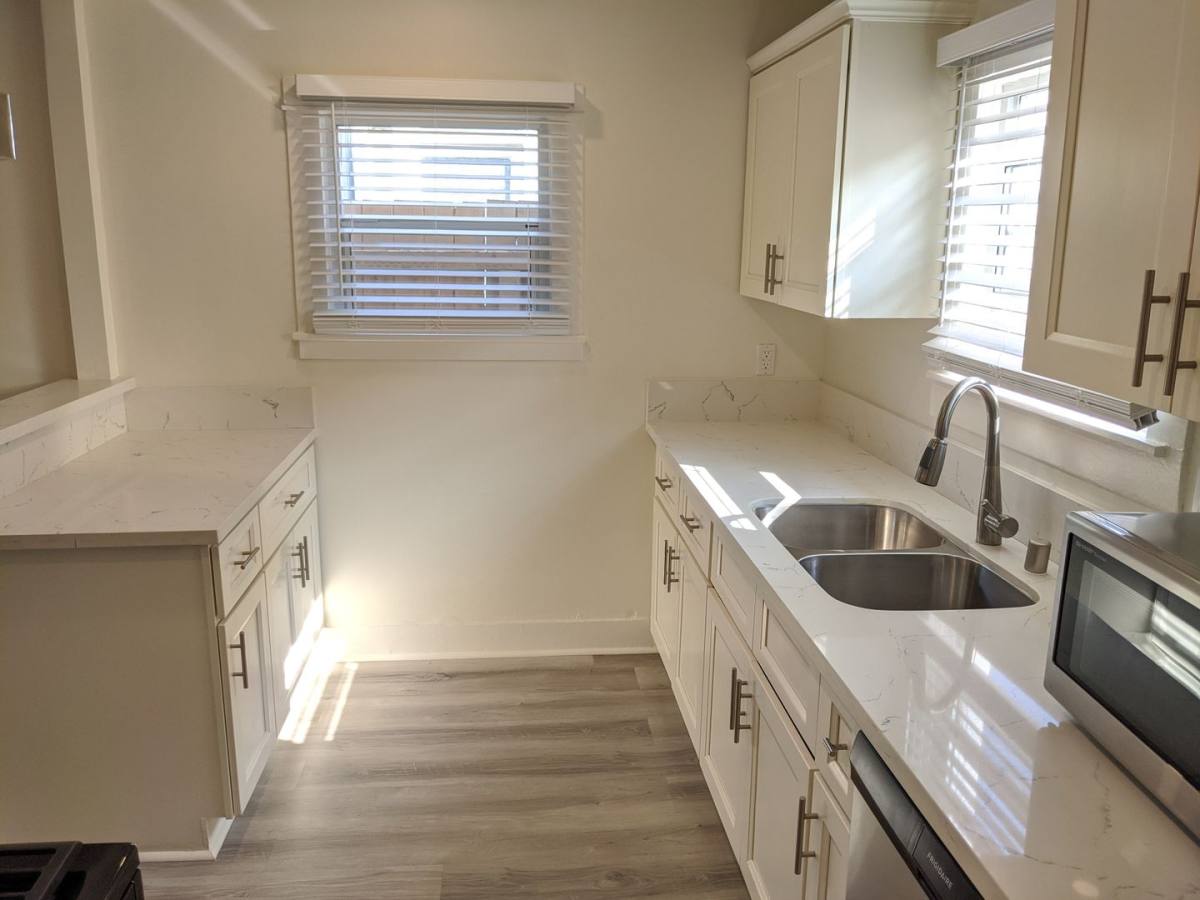 Apartment for rent at 4041 Van Buren Place, Culver City, CA 90230