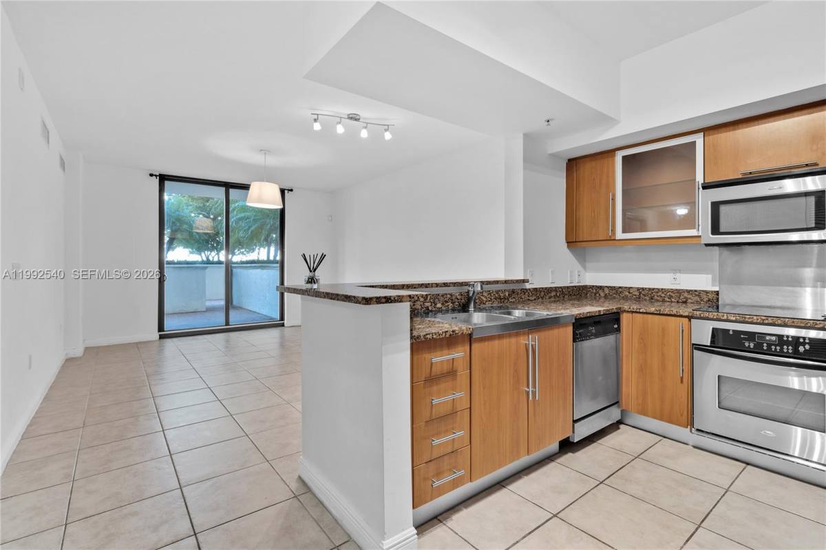 Apartment for rent at 888 Douglas Rd #807, Miami, FL 33134