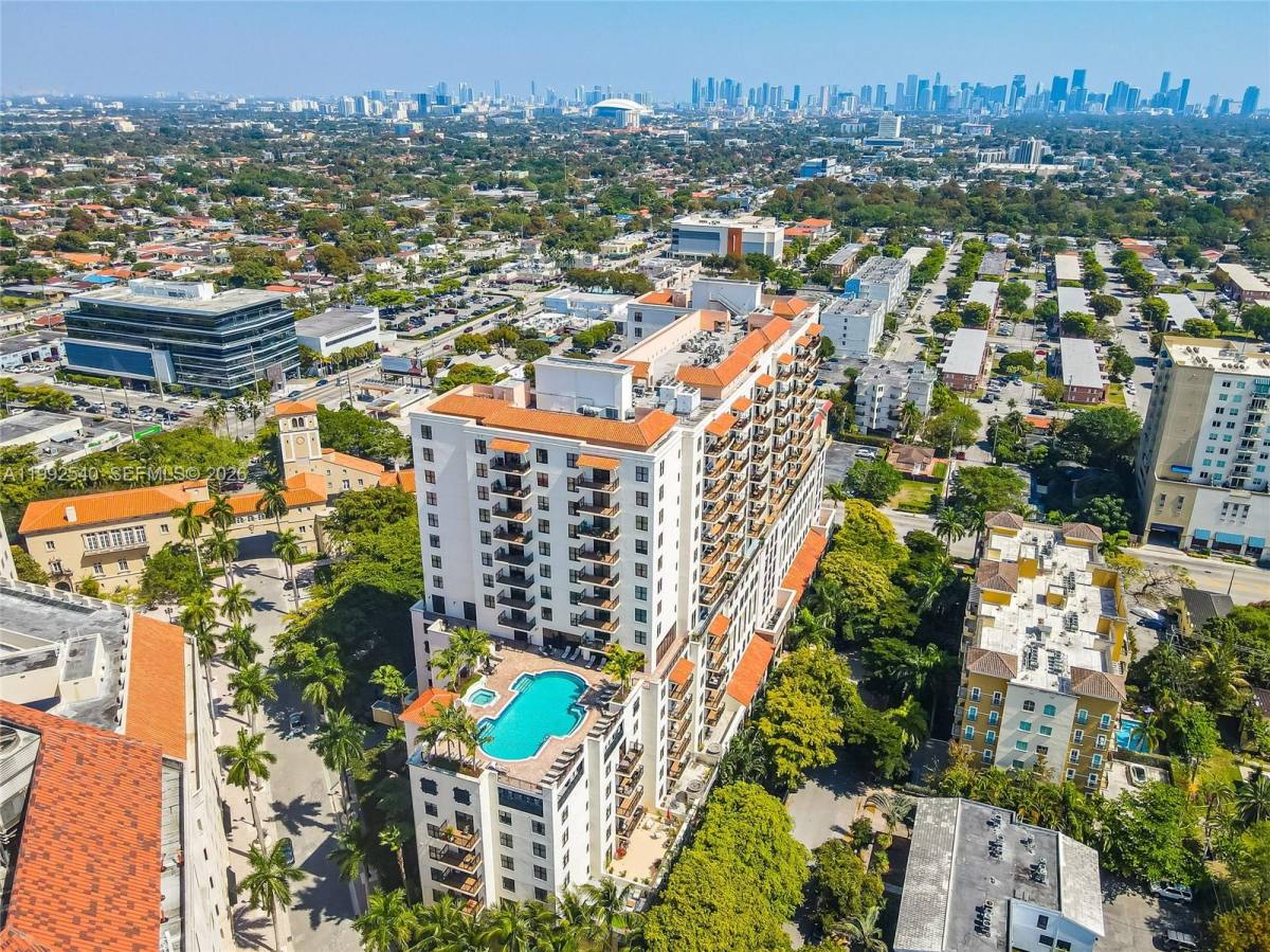 Apartment for rent at 888 Douglas Rd #807, Miami, FL 33134