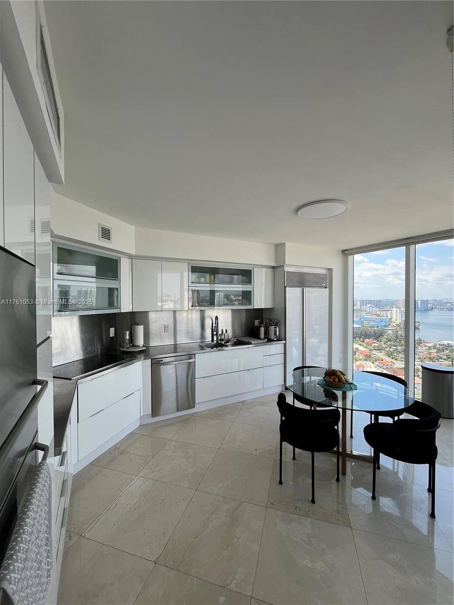 Condo for rent at 18911 Collins Ave, North Miami Beach, FL 33160