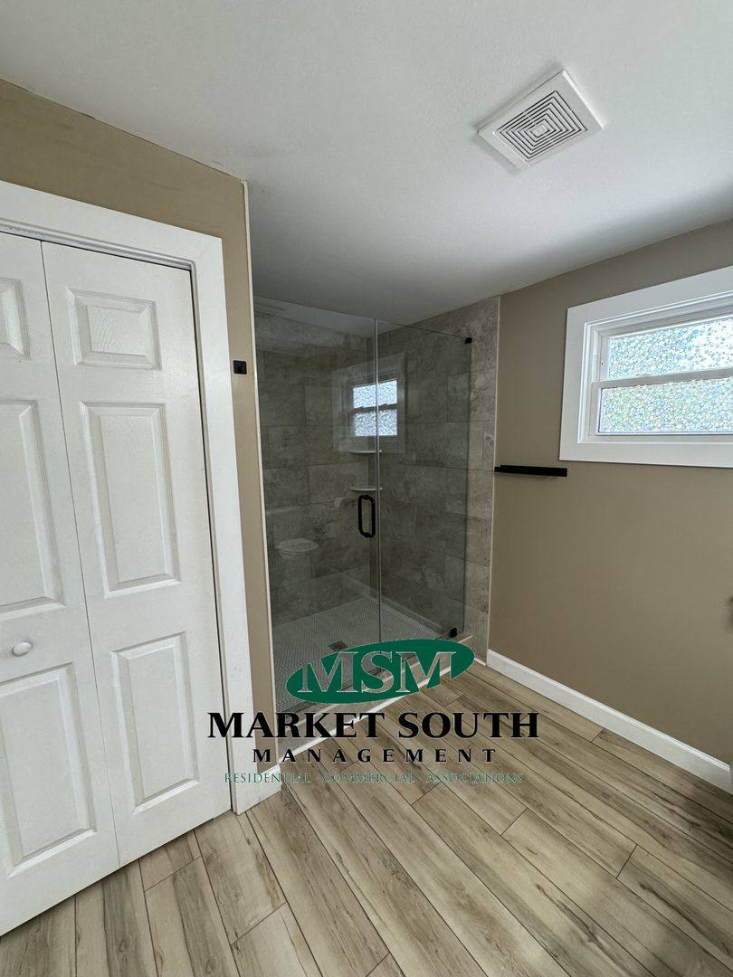 House for rent at 905 Elliott Ave, Savannah, GA 31415