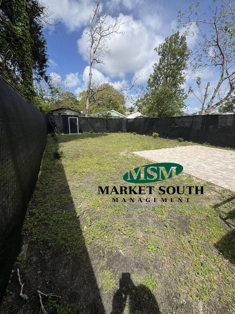 House for rent at 905 Elliott Ave, Savannah, GA 31415