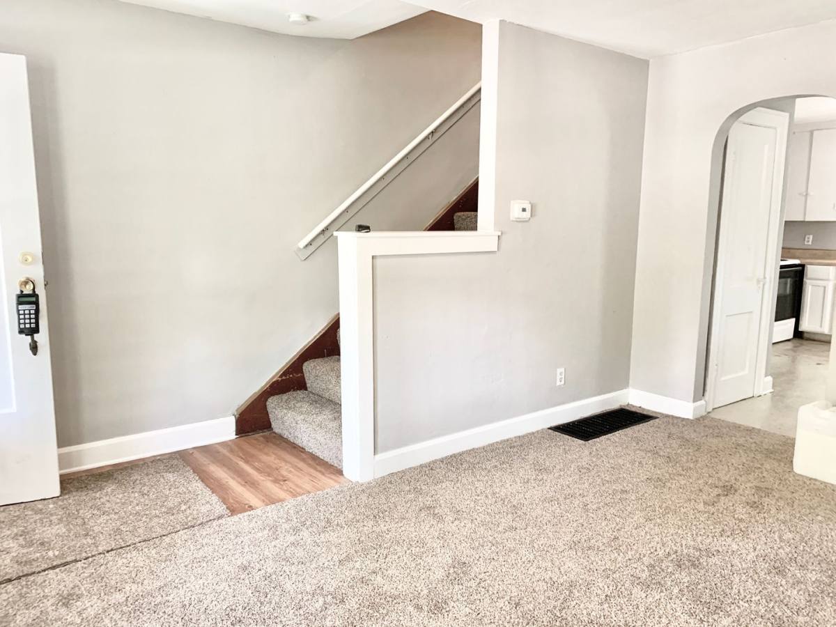 Apartment for rent at 1909 - 1911 E, Lorain, OH 44055