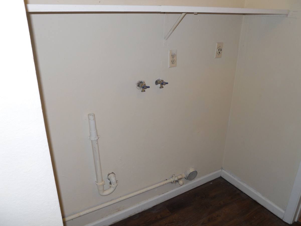 Townhouse for rent at 255 N Michigan St #12-75, Lawrence, KS 66044