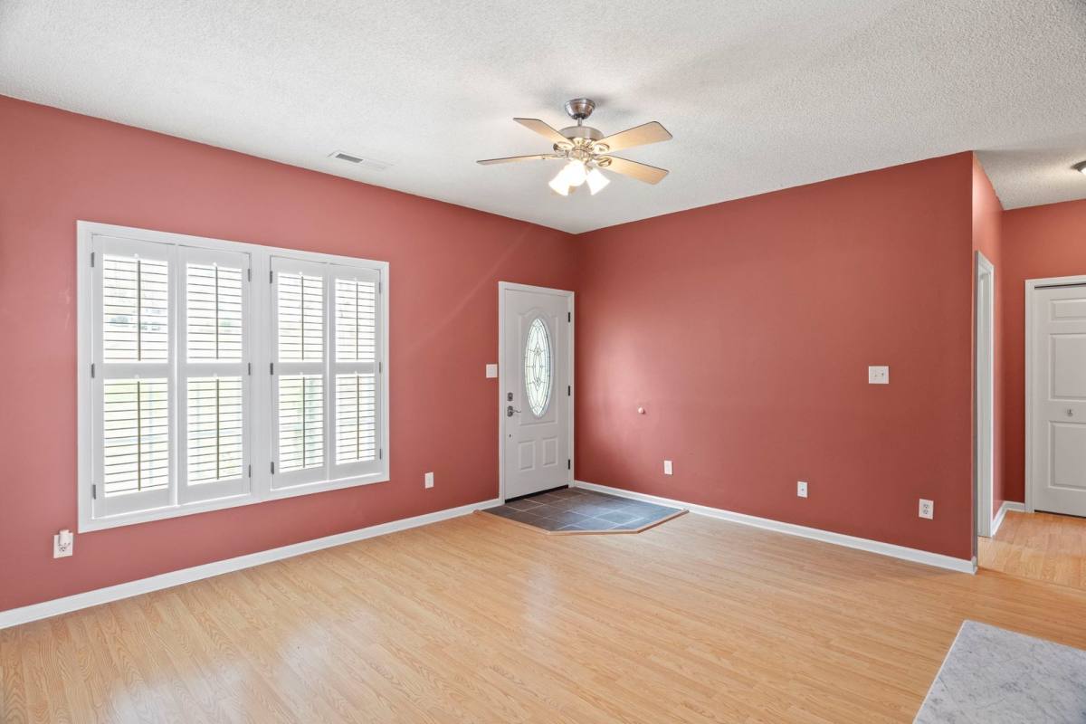 House for rent at 328 Glencoe Dr, Wake Forest, NC 27587