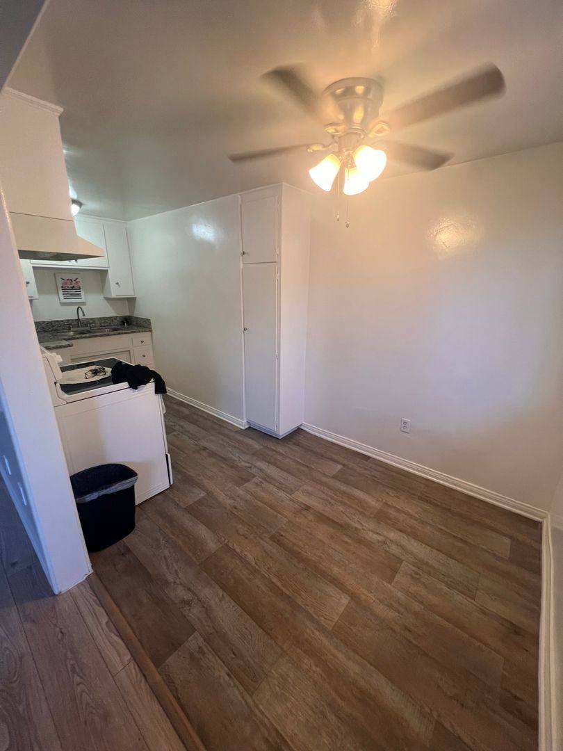 Apartment for rent at 6302 Comstock Ave, Whittier, CA 90601