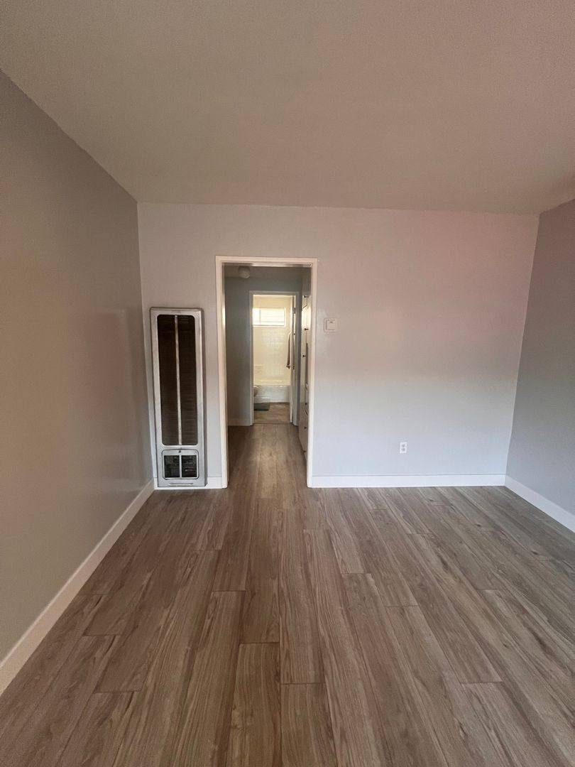 Apartment for rent at 6302 Comstock Ave, Whittier, CA 90601