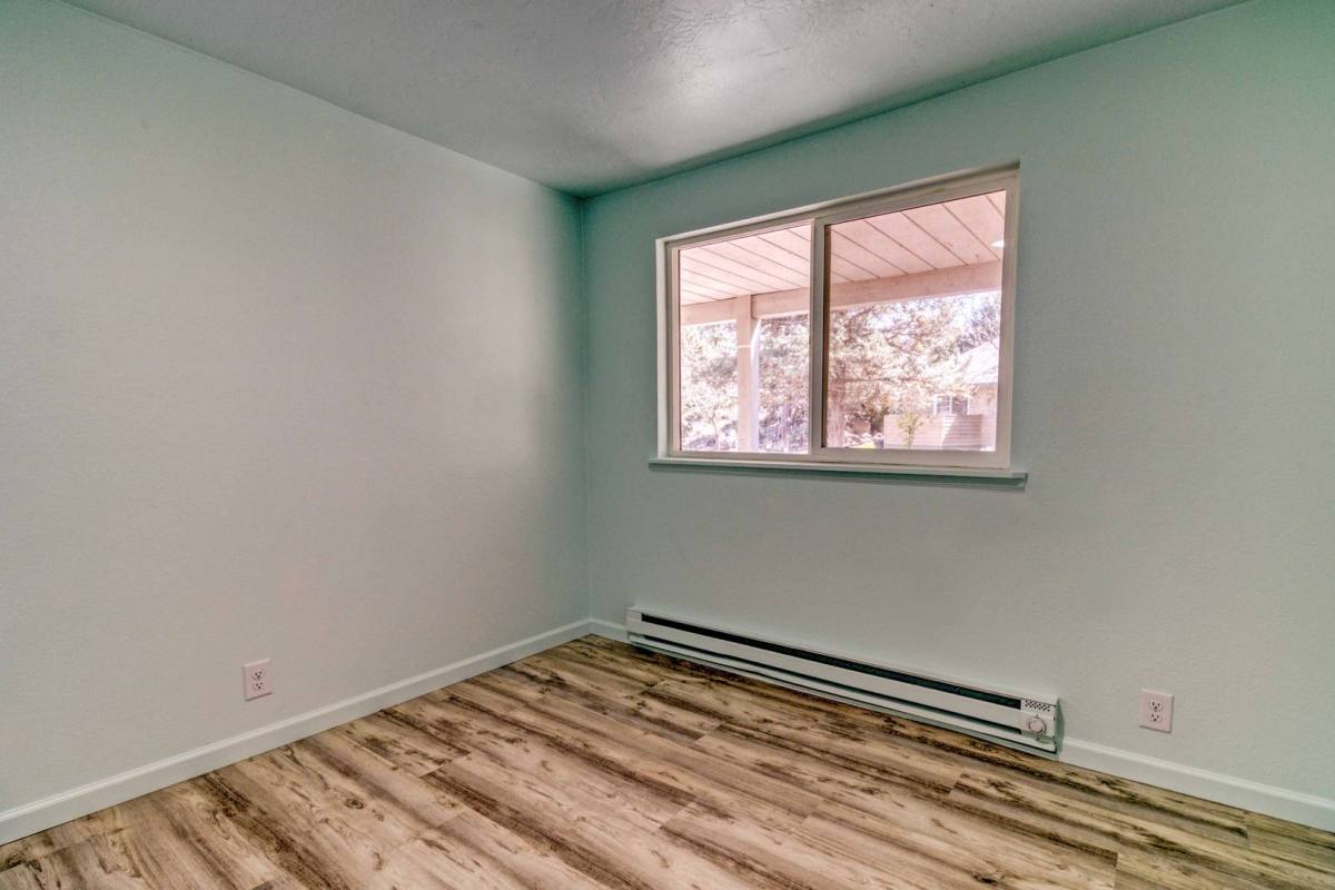 Apartment for rent at 1260 NE Purcell Blvd #12, Bend, OR 97701