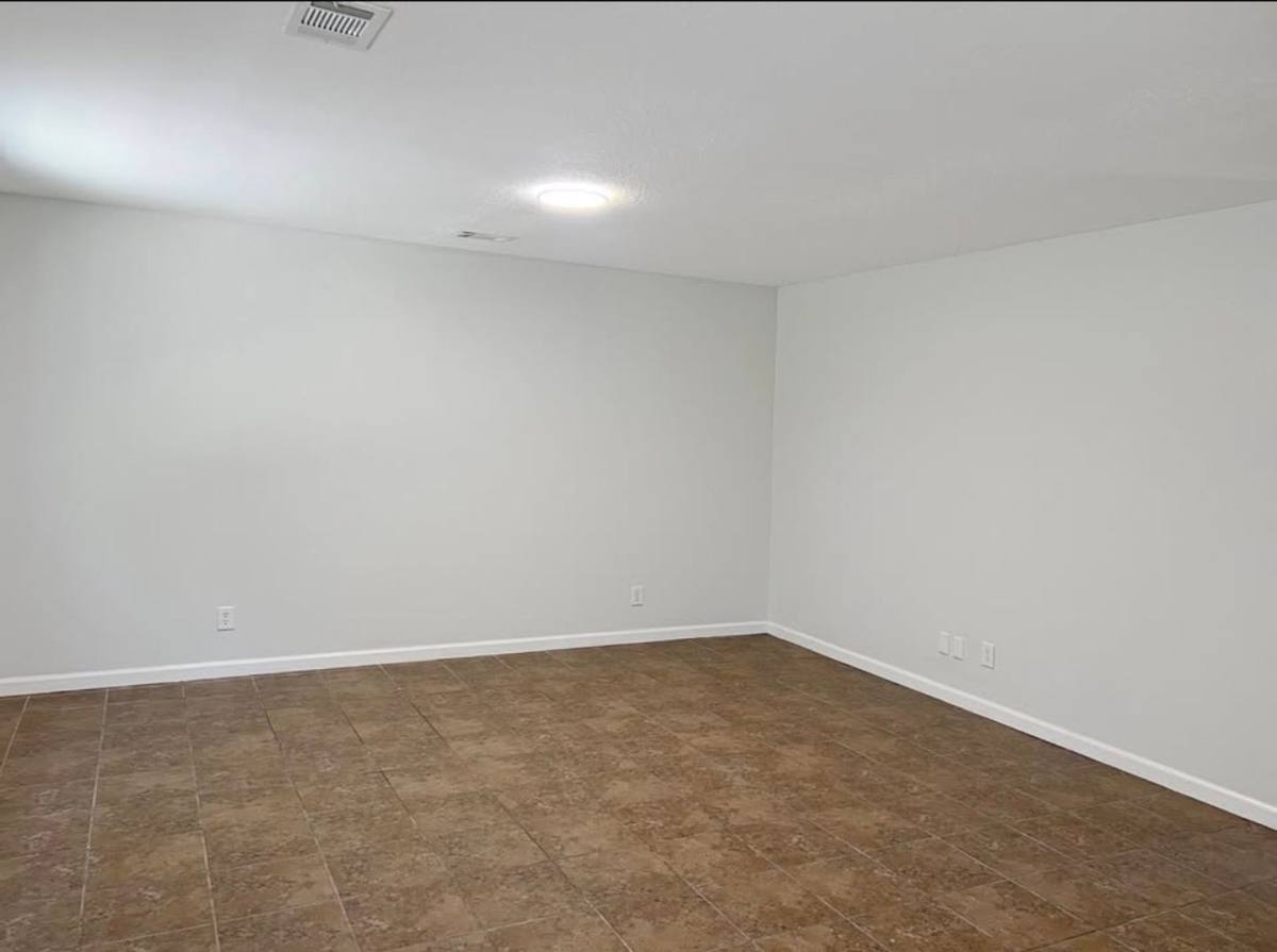 Apartment for rent at 400 N Rockingchair Rd, Paragould, AR 72450