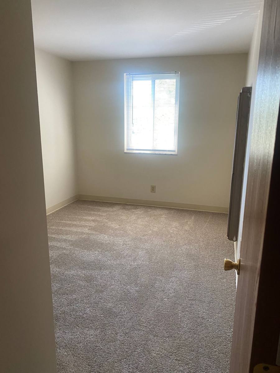 Apartment for rent at 1515 NW Blvd, Columbus, OH 43212