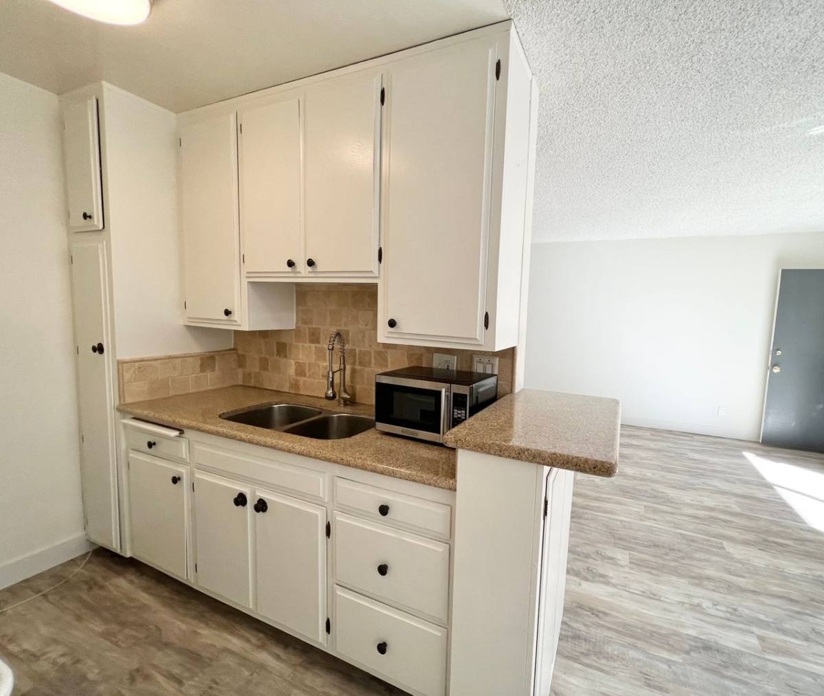 Apartment for rent at 3746 Canfield Ave, Los Angeles, CA 90034
