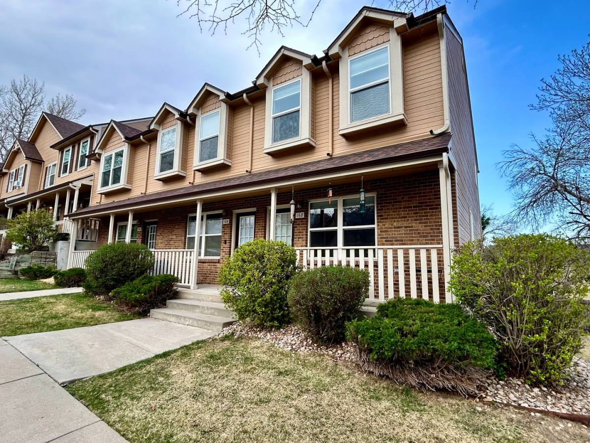 Townhouse for rent at 166 Pheasant Run, Louisville, CO 80027